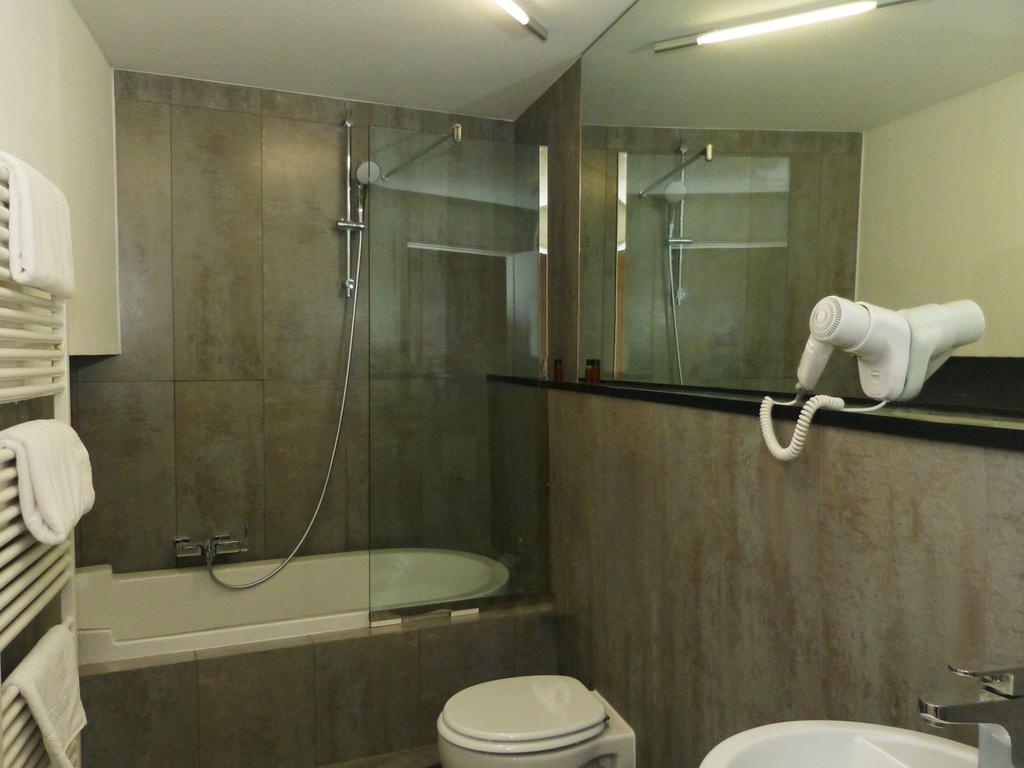 Lake Como Fontana Rooms מראה חיצוני תמונה