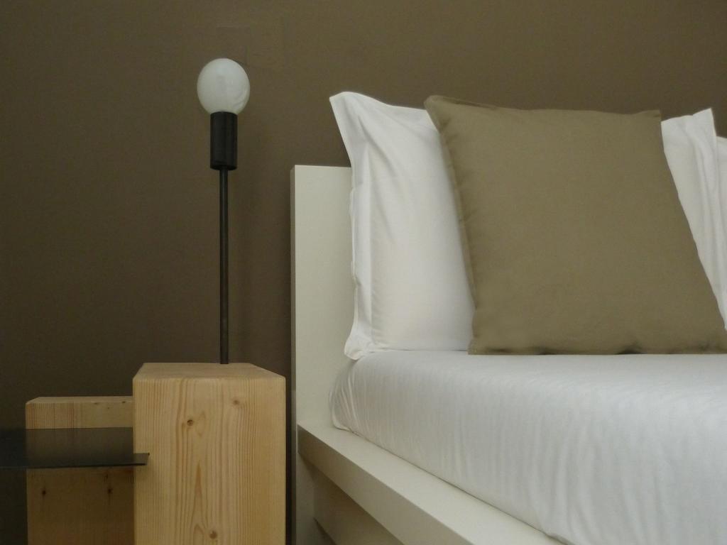 Lake Como Fontana Rooms חדר תמונה