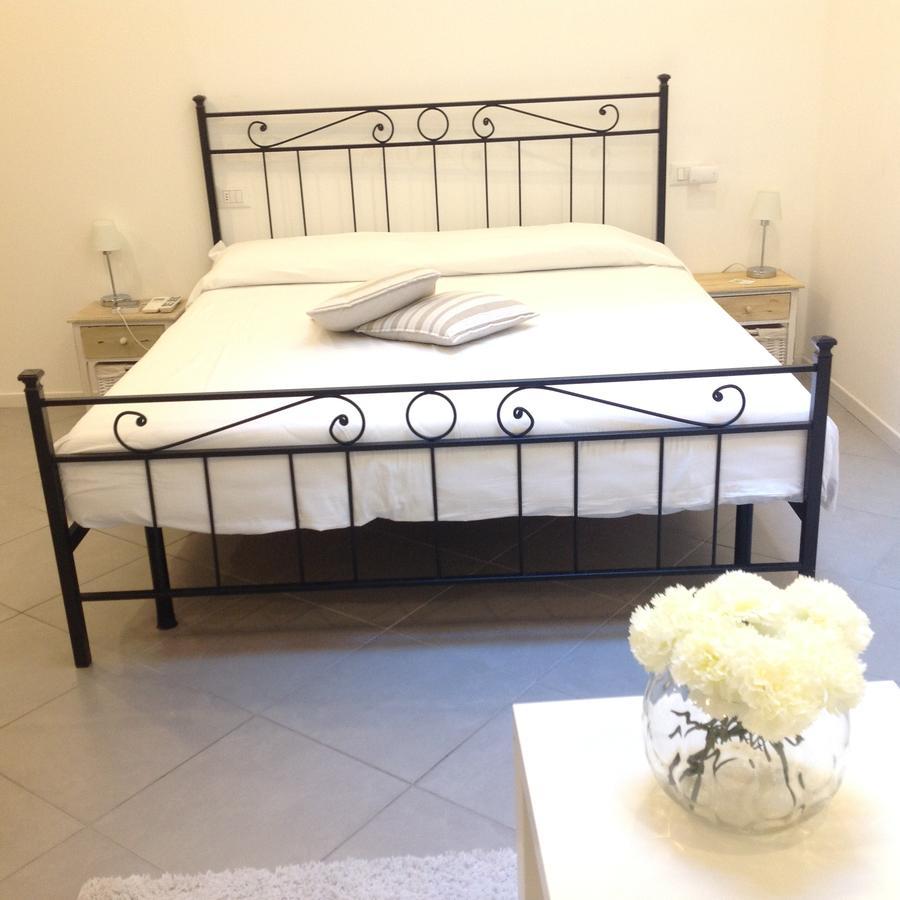 Lake Como Fontana Rooms חדר תמונה